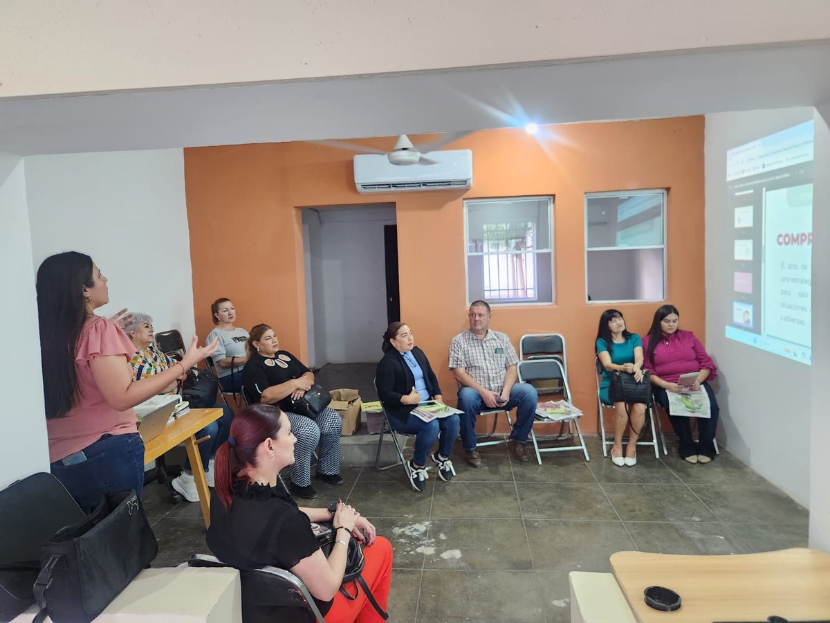 Resolver las necesidades también comienza desde casa. Por eso, agradezco que en equipo hayamos llevado a Magdalena de Kino los Talleres Holísticos con el tema “Hogar resiliente, elemento seguro para la vida”. 🏡✨

Gracias a la Comisión Ejecutiva Estatal de Atención a Víctimas