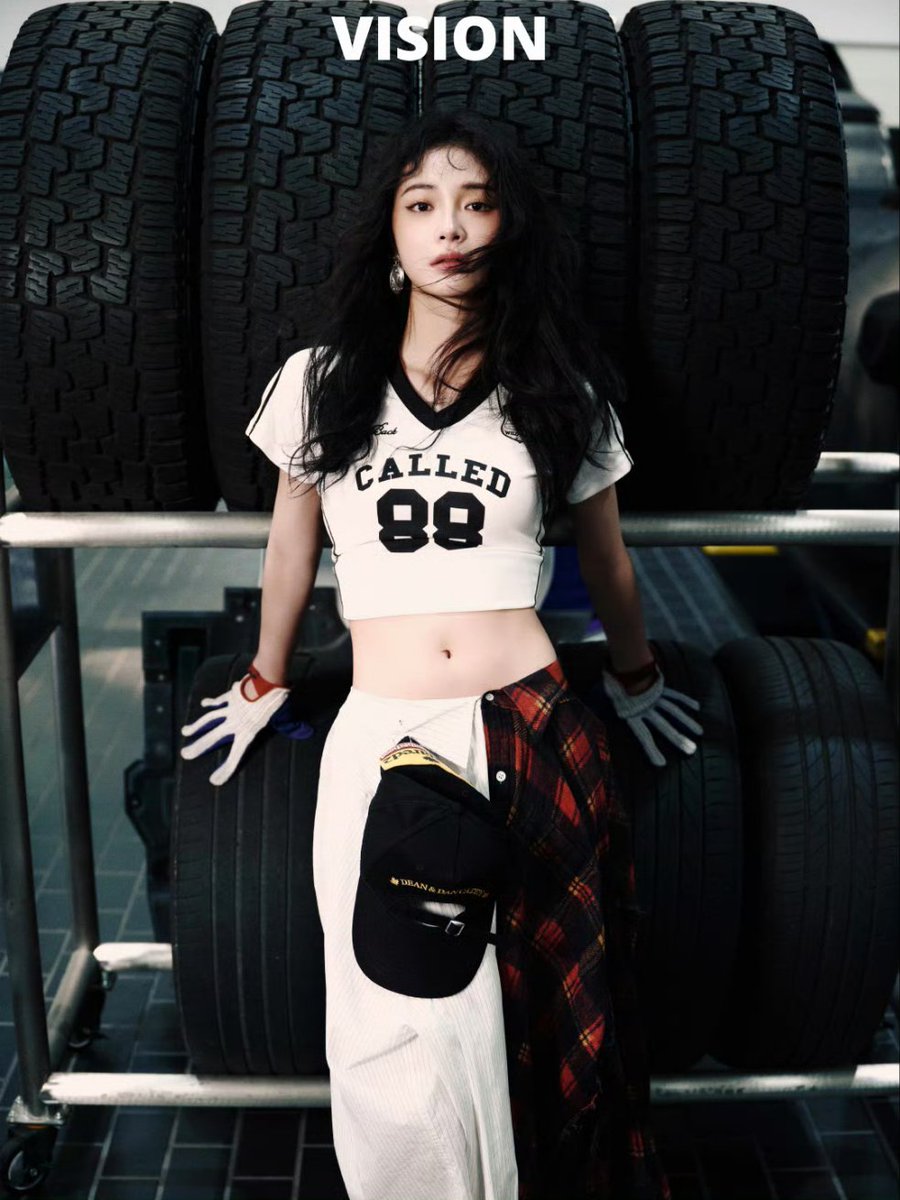 Zhou Jieqiong tweet media