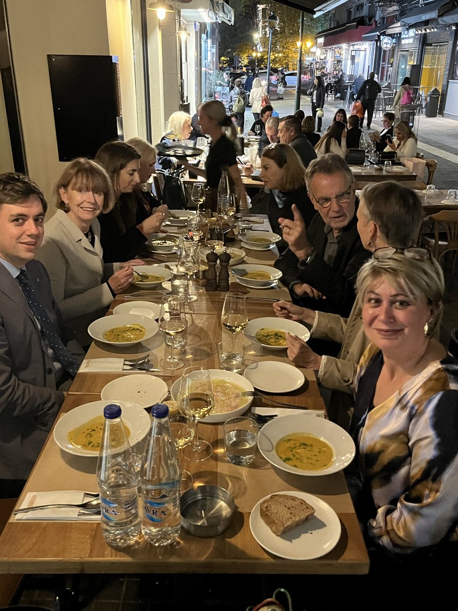 Dinner mit Gästen aus der Kölner Kommunalpolitik in Thessaloniki.