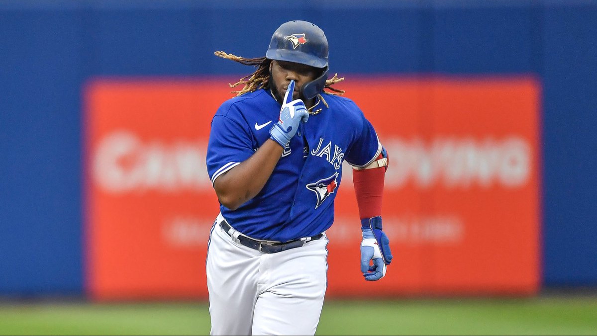 SlimProps's tweet image. 10/15 #Props 🍻

#MLB
Vladimir Guerrero Jr 2+ HRR - more than due, 0/7 in series; .323 away this year; hits in both away matchups v Kirby. In Seattle tonight; Down 0-2 in ALCS.

#CFB 
Cam Cook (JVST) 120+ rush yards - avg 23 carries p/G for 135+ yards; over 2/2 home games

🫶🏼/RT