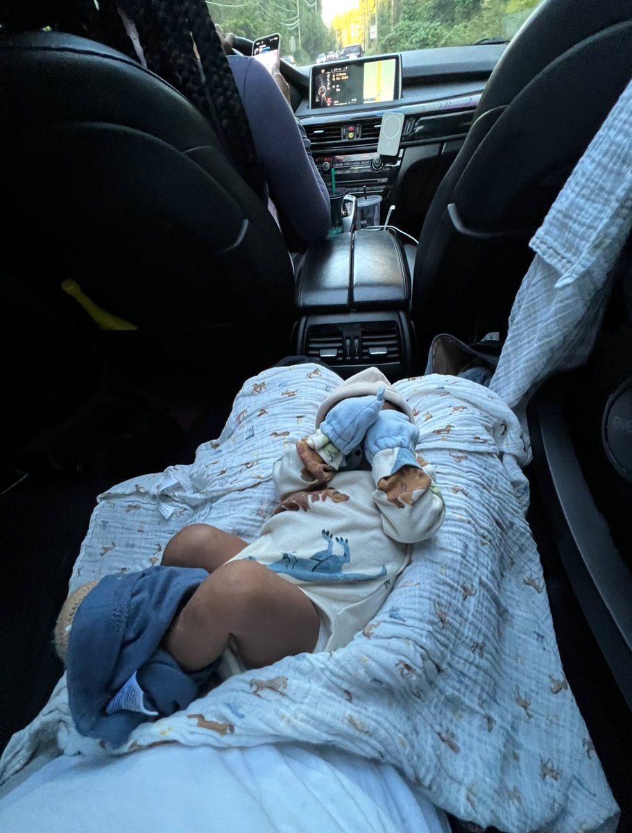 Life lately 🧑‍🧑‍🧒🩵