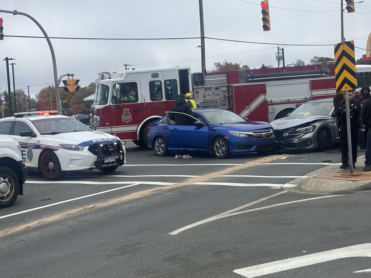 Traffic is disrupted at the intersection of Torbay Road and Newfoundland Drive due to what appears to be two-vehicle collision. Two vehicles have sustained moderate damage. It is unknown if there are any serious injuries. #nltraffic