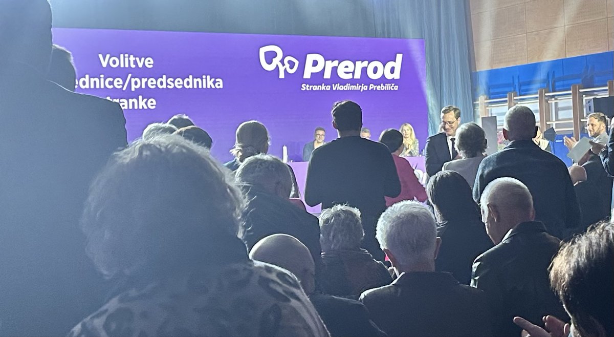 BojanPozar's tweet photo. Pravkar: Vladimir Prebilič za predsednika stranke #Prerod izvoljen soglasno! https://t.co/Xilptry8V6