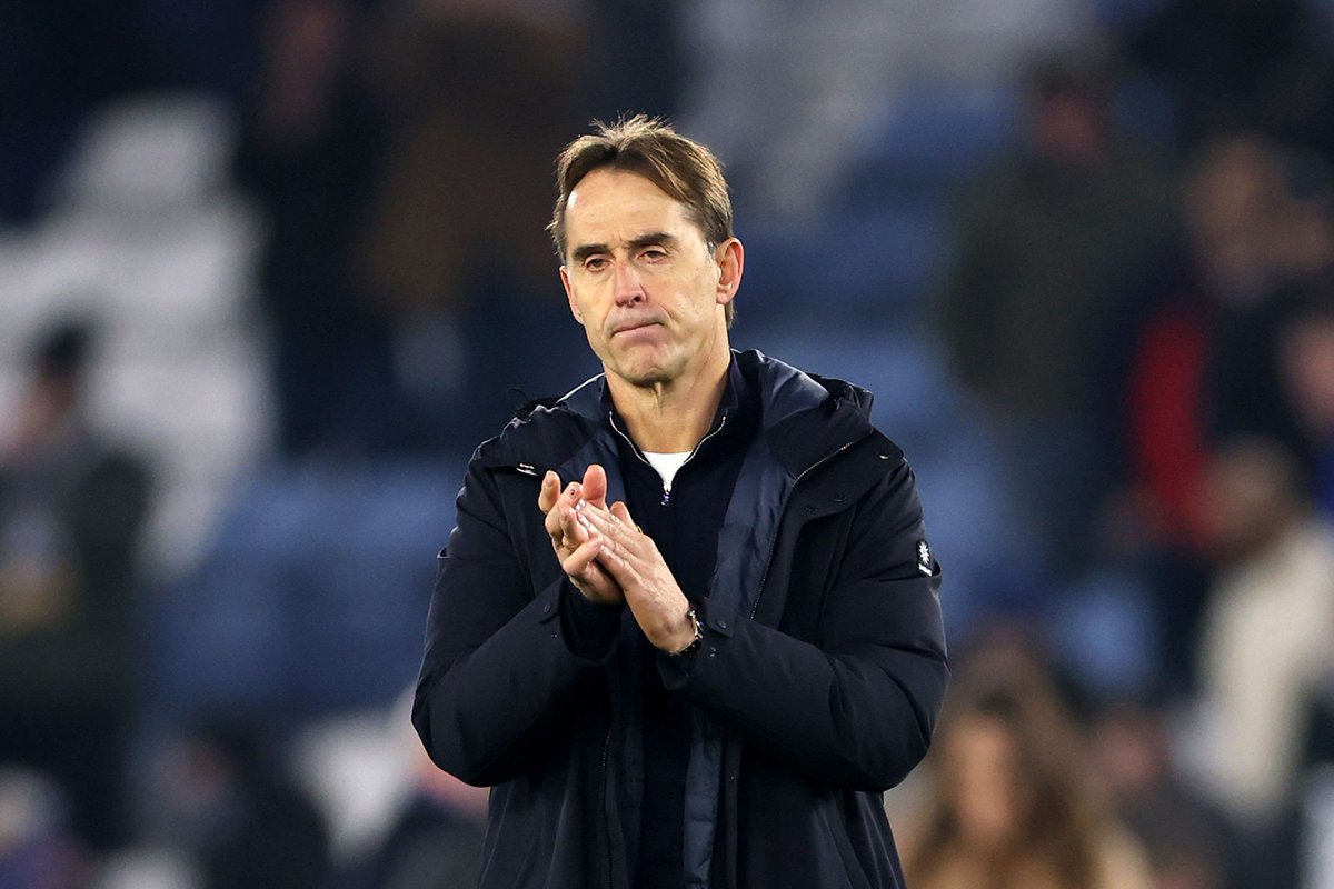 derechos1050's tweet photo. “Me llamó Lopetegui y me dijo que tenía que estar para clasificar. Volver a la selección fue increíble. Entré a jugar los últimos minutos y el capitán histórico me dio la cinta. Fue como en un cuento de hadas”.

🗣️ Sebastián Soria, con 41 años clasificó con Catar 🇶🇦 al Mundial https://t.co/0AmVmlgo2e