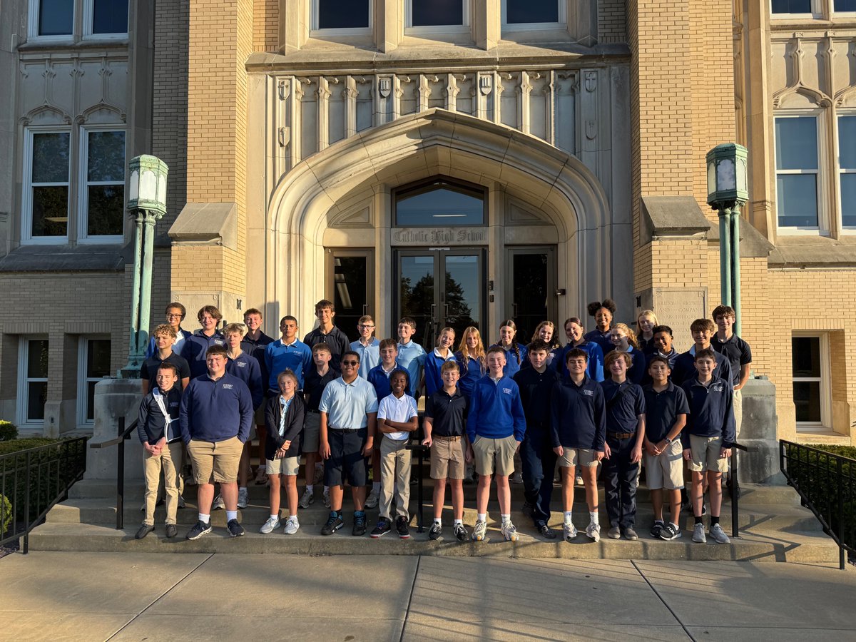 🐾 Today, we welcomed the 8th Graders from St. Ben's Cathedral to Reitz Memorial High School! 🐾 

They spent the day experiencing life as a Tiger—taking their PSAT, touring our campus with student guides, meeting teachers, and learning what it truly means to be part of the Tiger