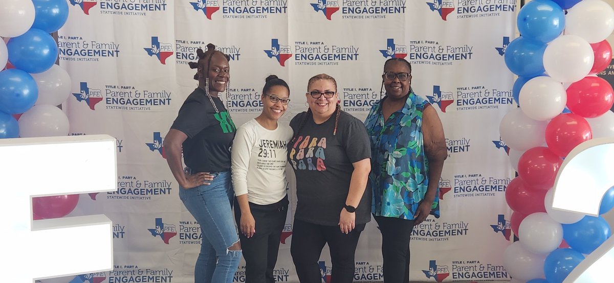 CenterHngc's tweet photo. Enjoying the #pfeconference @HNGCBears @Alief_Fame @AliefISD #wacotx https://t.co/srJKWQRu3B