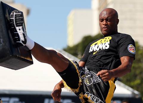 PDG4LIFE's tweet photo. PDG Time Machine:
*October 13, 2012:
UFC 153: Silva vs. Bonnar
HSBC Arena
Rio de Janeiro, Brazil
#UFCRio #UFC153 @SpiderAnderson @StephanBonnar https://t.co/ecGZymZdjO
