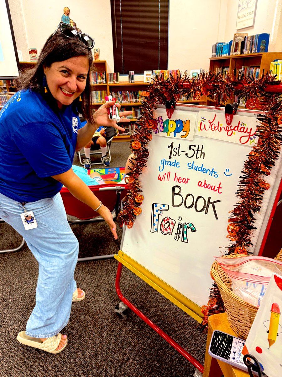 LibraryAHCES's tweet image. When you have the best teacher-colleague-friends🫶🏼💛💙! Thank you @SraMartinezCE for making my objective board come to life &amp;amp; for gifting my book fair posters with your AHmazing calligraphy skills🤩😱✍️ ! #BookFairPrepping #GratitudeForHer🫶🏼