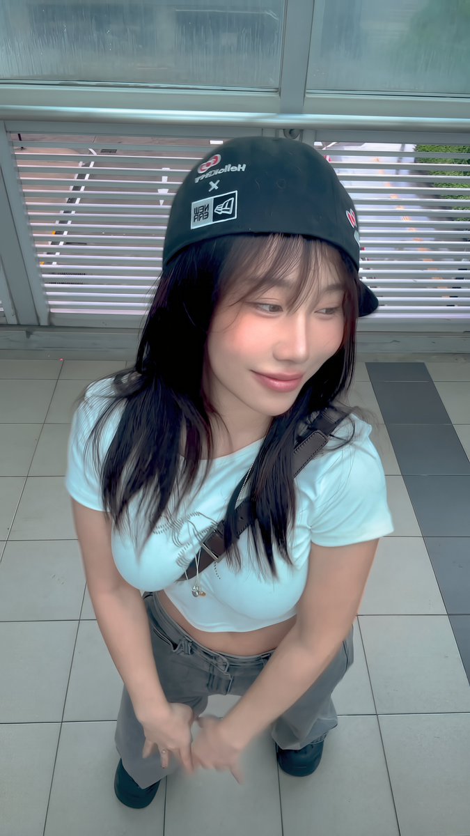 3nhanzer4K's tweet photo. สำหรับคนนอนดึก... https://t.co/KVIem8OJsN