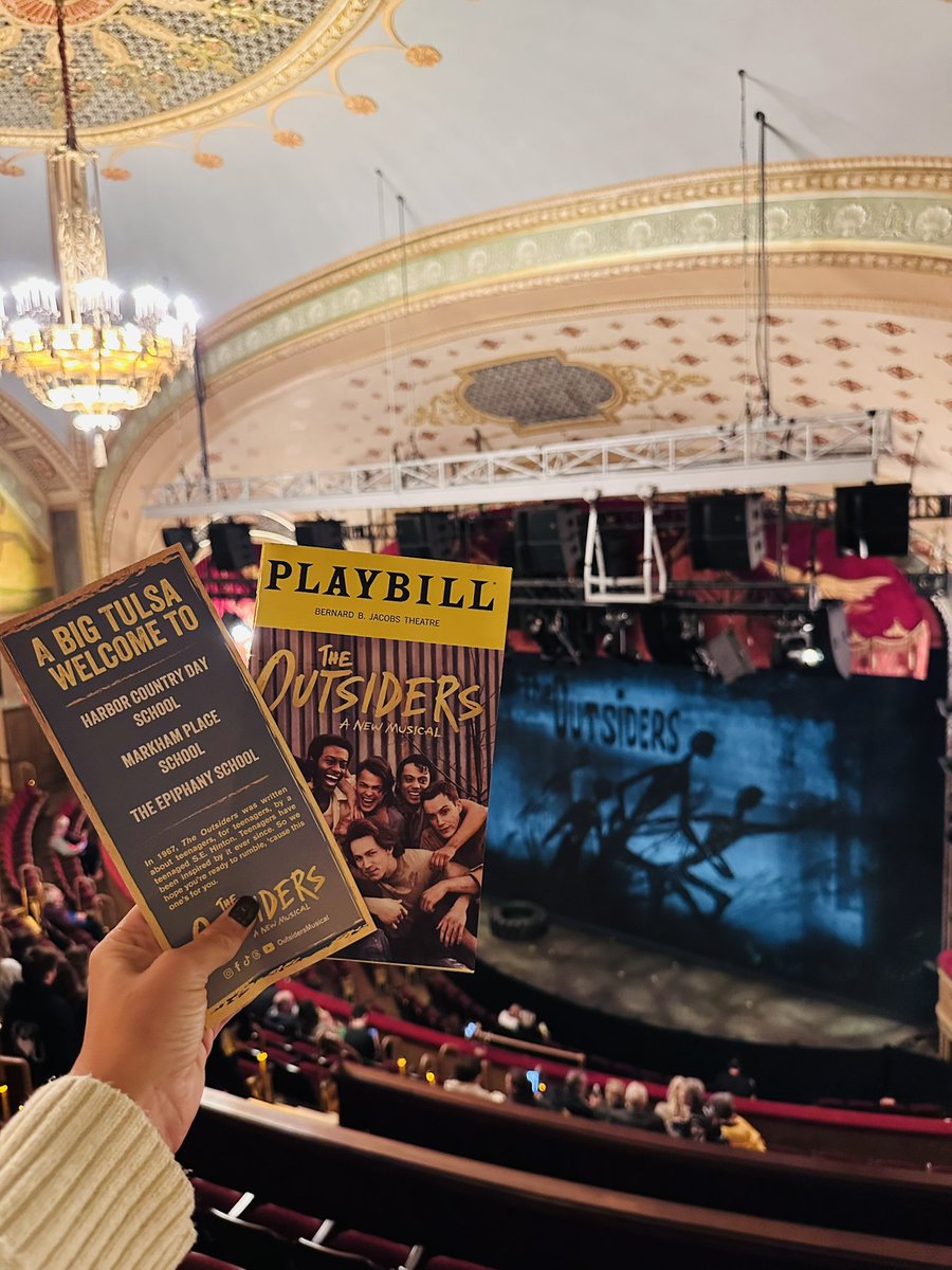 Erica Lencsak tweet media