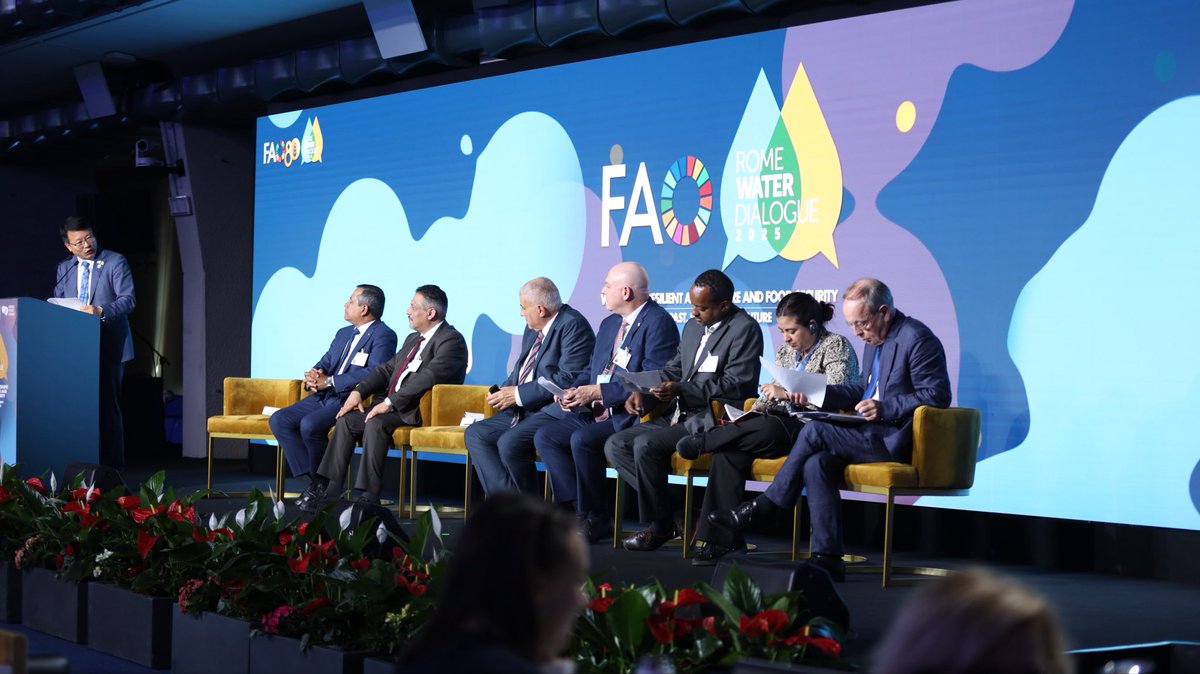 IDEAMColombia's tweet image. 🌍🇨🇴 Nuestra directora general, @ghisecheverry, llevó la voz de Colombia al Diálogo de Alto Nivel sobre Agua y Agricultura en el @World_FoodForum en Roma.💧🌱  

#RomaWaterDialogue #Ideam #WFF2025 #BetterFoodsBette