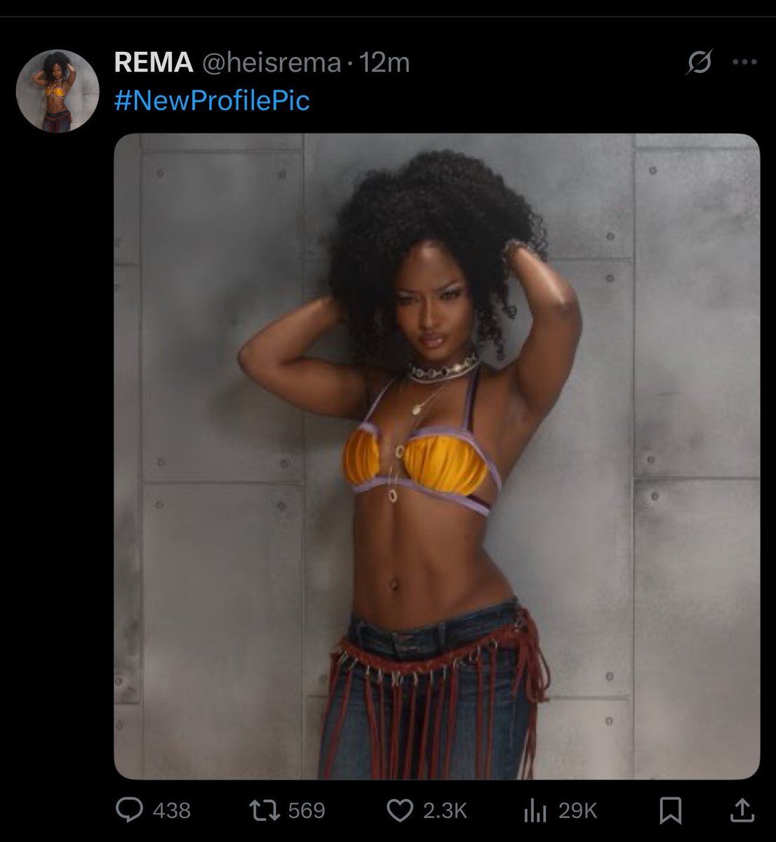 itzbasito's tweet image. Rema and Ayra Starr changed their avi to each other’s picture