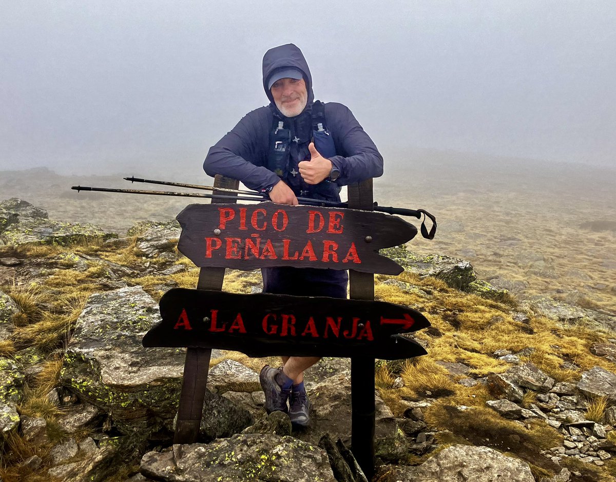 pastorpondero's tweet photo. En la Peñalara, 2.428 m. la montaña más alta de la Sierra de Guadarrama, de Madrid y de Segovia el domingo pasado en el #TP60. Niebla y viento, ambiente agradable menos para los voluntarios que estuvieron arriba muchas horas. ¡ Ole por ellos !
#carrerapormontaña
#ultratrail https://t.co/qridkVhmuF