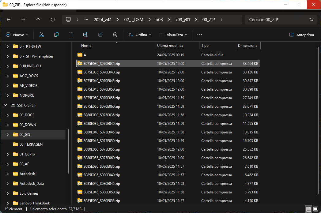 NorthstatGroup's tweet image. This is the most frustrating and ridiculous issue on #Windows11 and it does happen very often, it's so annoying to work with an OS in which the "explorer" is constantly freezing, especially immediately after clicking a .rar or .zip file. #Microsoft