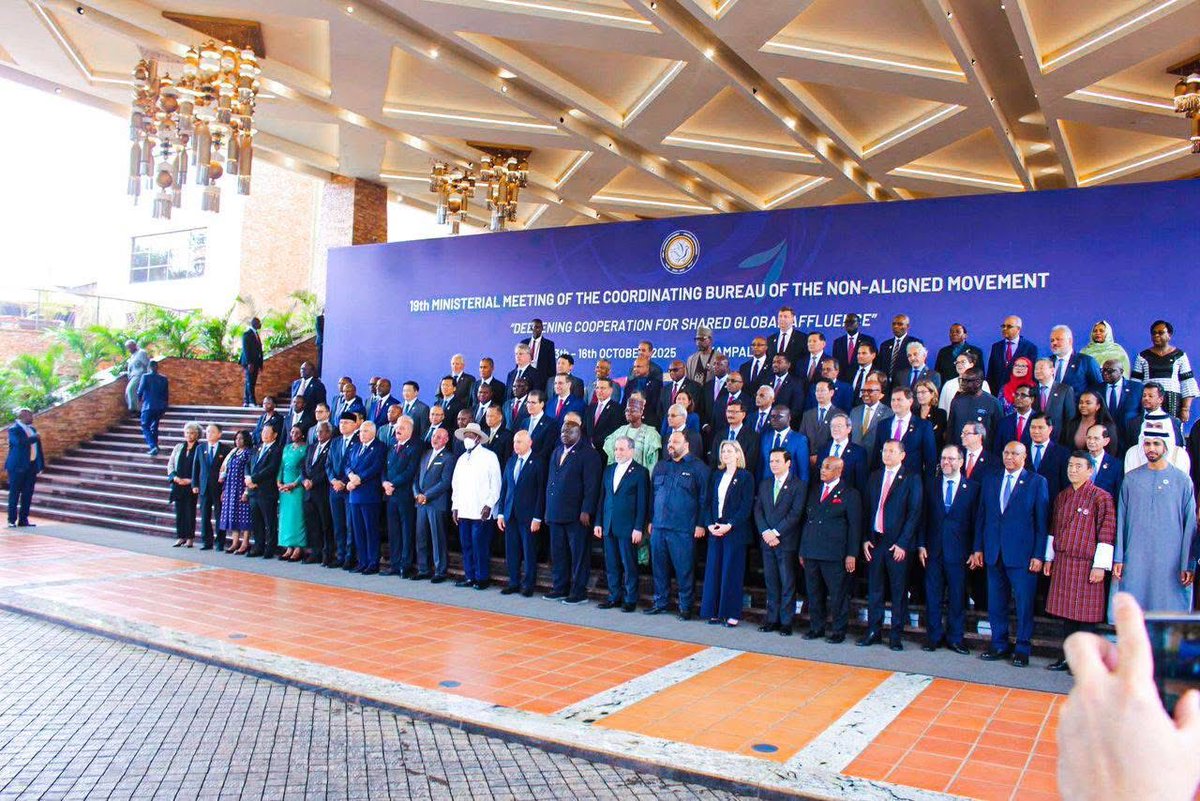 J’ai pris part, ce mercredi 15 octobre 2025 à Kampala, à la cérémonie d’ouverture des travaux de la 19ème Conférence ministérielle à mi-parcours du Mouvement des non-alignés, placée sous la haute présidence de Son Excellence Monsieur Yoweri Kaguta Museveni, Président de la