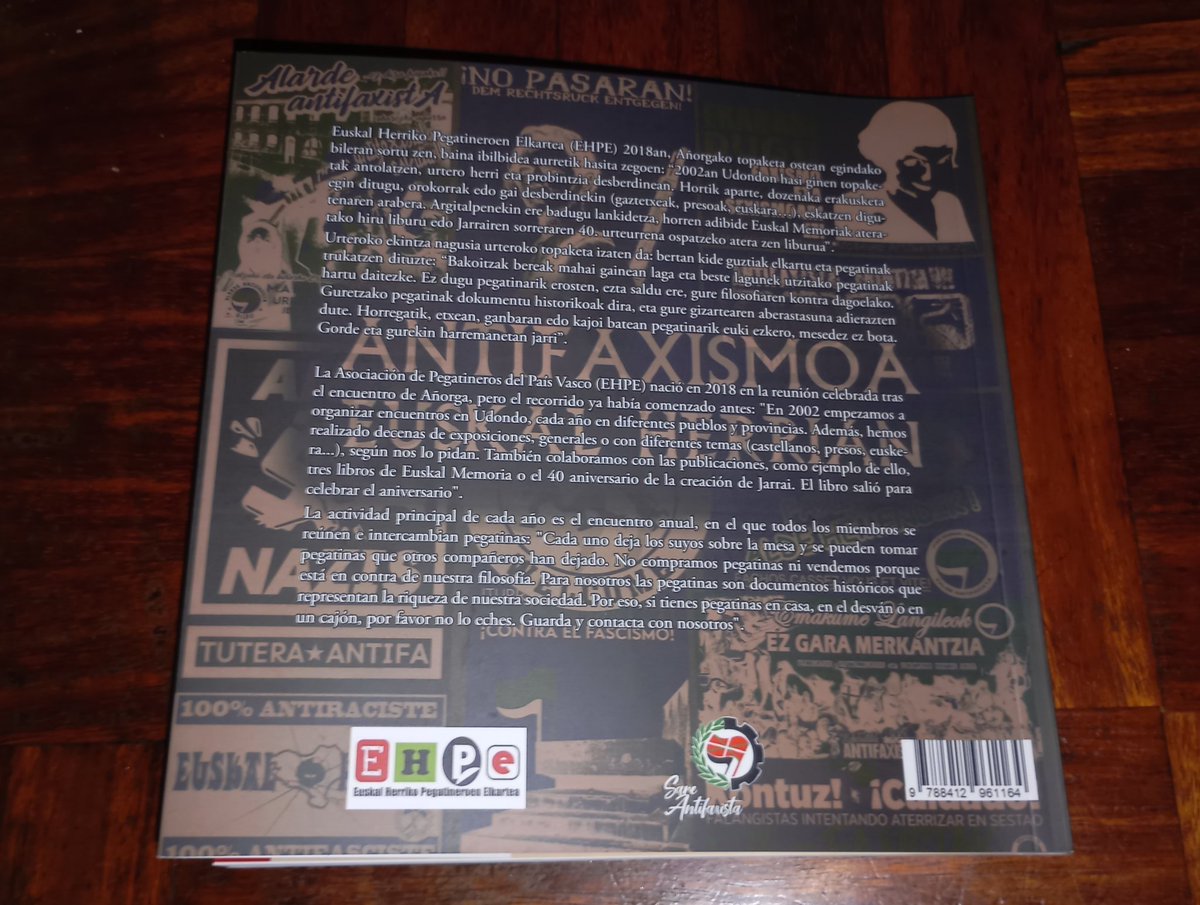 Nuevo libro 📖📕
Historia de la pegatina Antifascista en Euskal Herria

"Antifaxismoa Euskal Herrian"

124 pag 📕
Todo color
Papel de calidad
15 €
<a href="/pegatineroak/">EHko Pegatineroen Elkartea</a>
<a href="/Antifaxismoa/">Sare Antifaxista</a>