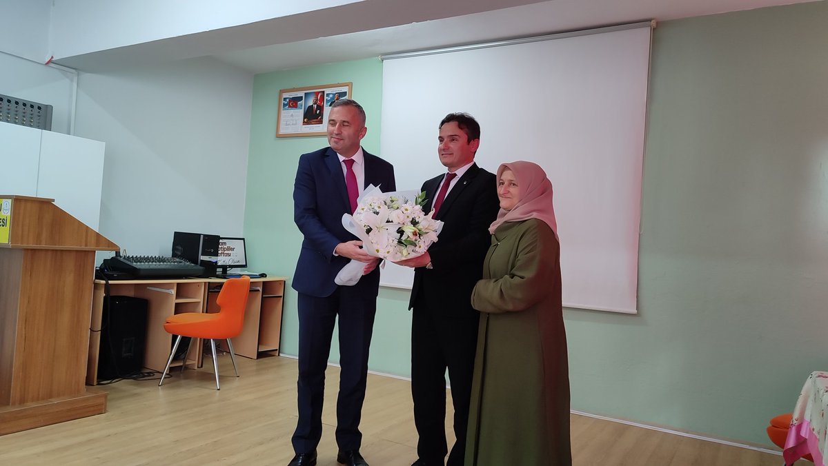 FatsaImam's tweet photo. Okulumuz Mezunlarından Altınordu İlçe Milli Eğitim Müdürü Ahmet ERKUVUM ve Fatsa İlçe Milli Eğitim Müdürümüz Sayın Suat EVİN okulumuzu ziyaret Etti https://t.co/Ss2WFVSgtE