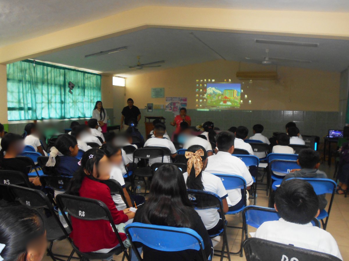 📚 Desde la Delegación Valladolid de la CODHEY, acudimos a una escuela en Chichimilá para promover la cultura de la paz, recordando a familias y estudiantes que el respeto, la no violencia y el diálogo son esenciales para convivir en armonía.