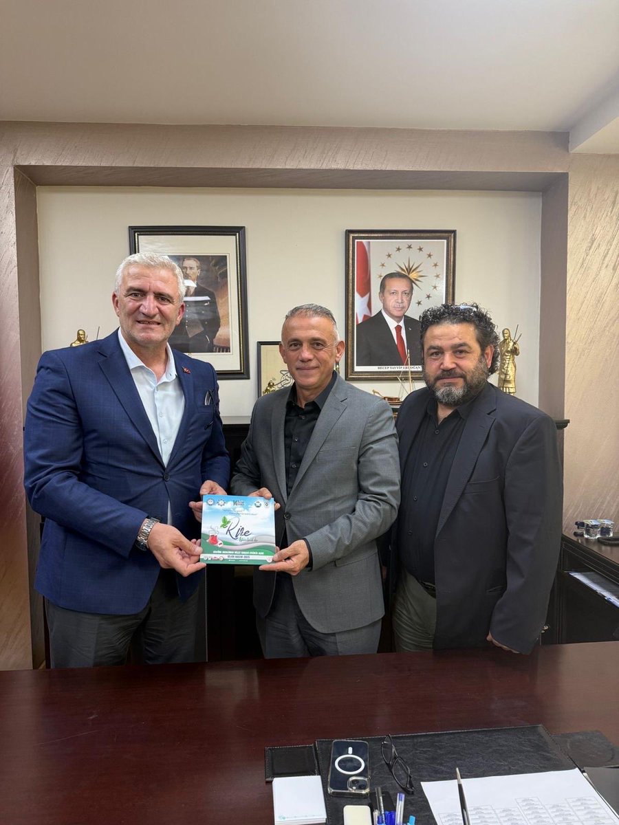 ridefist's tweet photo. RİDEFyönetimi olarak 05/09 Kasım 2025 tarihleri arasında yapılacak olan 14. Rize tanıtım günleri davet ziyaretleri kapsamında Beykoz belediye başkan yardımcılarımız Sedat ALTUN, Burak KARAÇAM ve Ahmet DELİAK Bey’i makamlarında ziyaret ederek istişarede bulunduk. https://t.co/CGaHi5ldfa