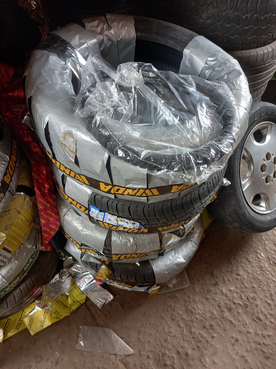 philznnona's tweet image. 225/55R17 tyres and steering cover delivered to @UncleDara_ 

#PhilzAutoz #Tyres