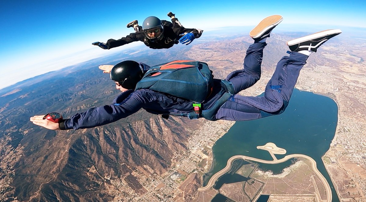 Is it a bird? Is it a plane? No, it's 45
Commando!

Sixteen <a href="/RoyalMarines/">Royal Marines</a> from 45 Commando in Scotland
recently completed their Accelerate Freefall course.

700 skydives and 11 hours of freefall resulted in all
achieving their A license skydive qualification.

#royalmarines