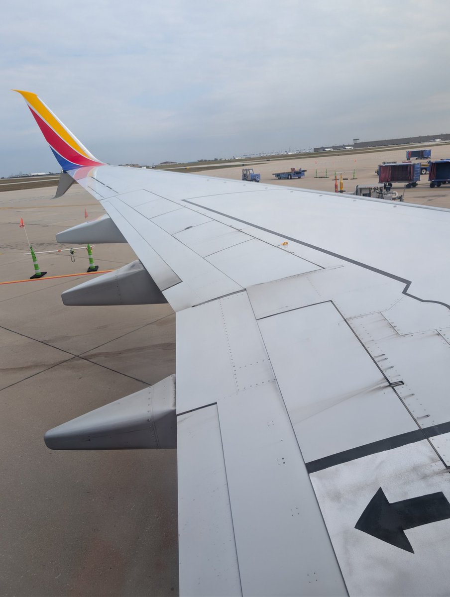 Sp000th's tweet photo. #TwitchCon  bound https://t.co/eyH1bA1k7g