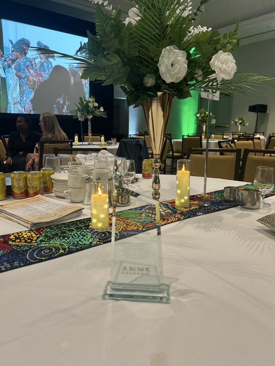 Honoured to receive the #CommunityImpactAward🎉. Grateful that <a href="/WilliamsA_LP/">Williams Armstrong LP</a> was nominated for the New Business Award. Thank you <a href="/Nigerians_NS/">Nigerians In NS</a> for the recognition. Here's to more opportunities to serve, uplift, &amp; lead with purpose. #Gratitude #Leadership #CommunityImpact #Law