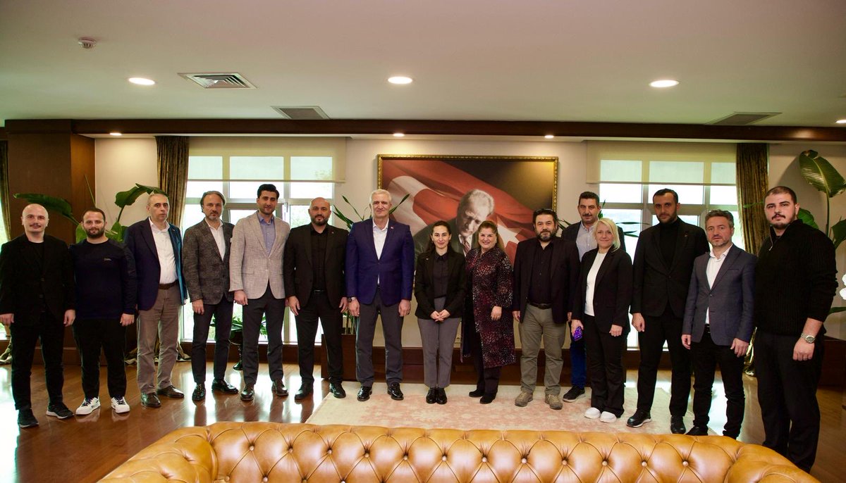 ridefist's tweet photo. RİDEF yönetimi olarak05/09 Kasım2025 tarihleri arasında yapılacak olan14.Rize tanıtım günleri bilgilendirme ve davet ziyaretleri kapsamında Beykoz belediye başkan vekilimiz Özlem Vural GÜRZEL hanımı makamında ziyaret ederek istişarede bulunduk. Sevgili başkanımıza teşekkür ederiz https://t.co/Bn3fSC5S97