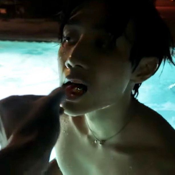 Who wants to come swim with me?