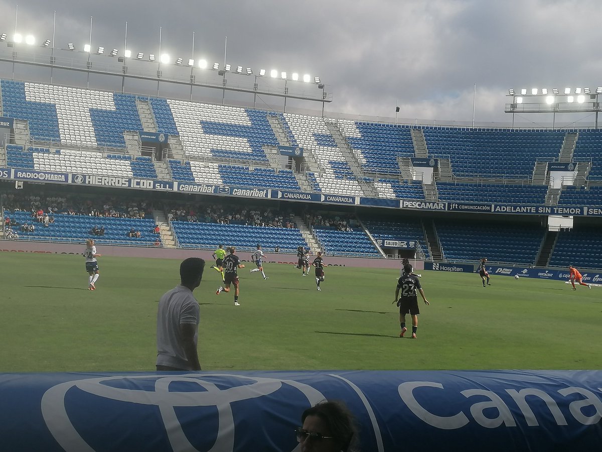 Imágenes realizadas del partido disputado entre el CD Tenerife Femenino y la Sociedad Deportiva Eibar, partido correspondiente a la 7ª Jornada de la <a href="/LigaF_oficial/">Liga F</a>
<a href="/CDTFemenino/">Costa Adeje Tenerife</a> 0
<a href="/SDEibar/">SD Eibar</a> 1
#FUTFEM #LigaFMoeve