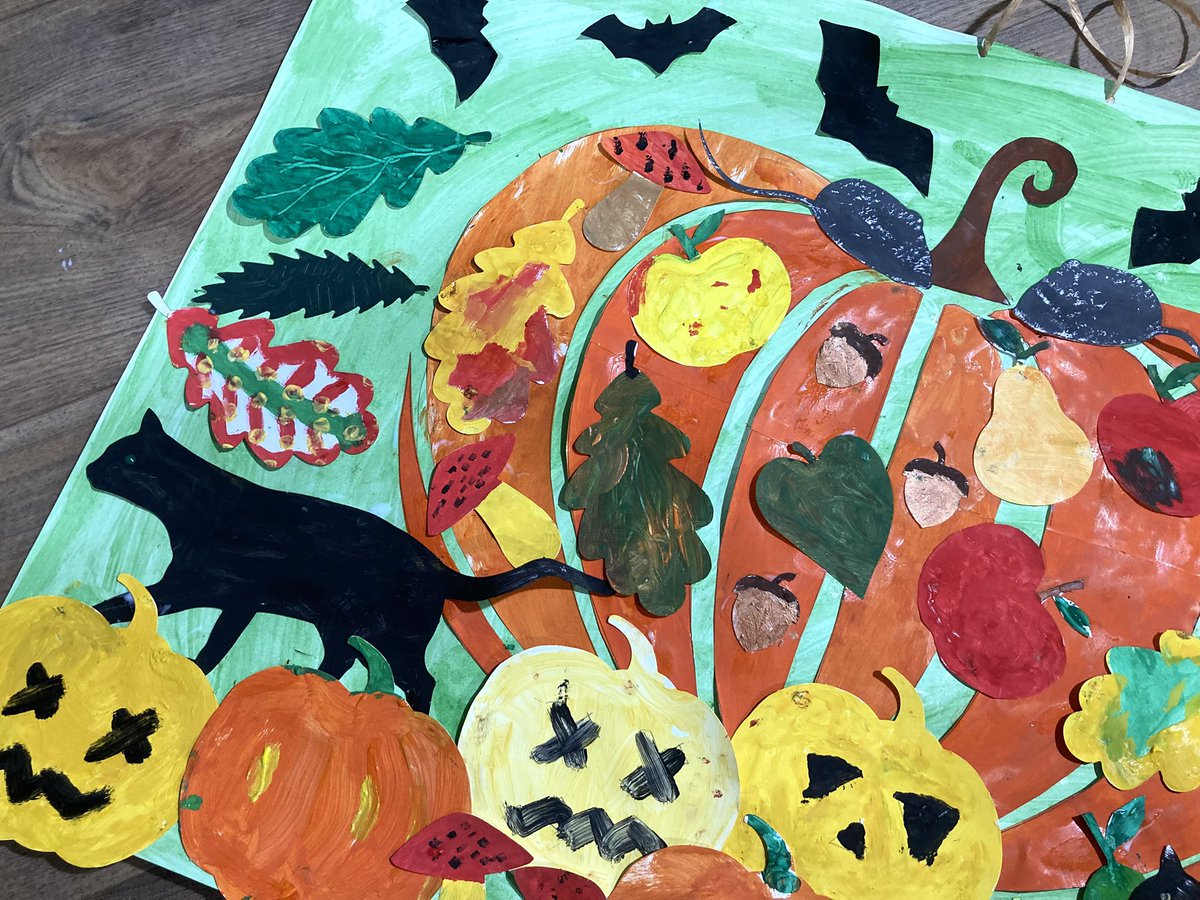 MojoWorcester's tweet photo. Halloween 🎃 projects are in full swing!
#artsincare 
#Halloween2025 
#HalloweenVibes https://t.co/FhYw8R9sPV