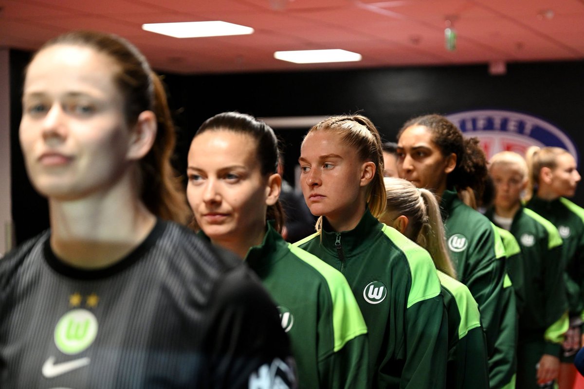 DFB_Frauen1's tweet photo. #VIFWOB #UWCL https://t.co/y4ngMi6QgV