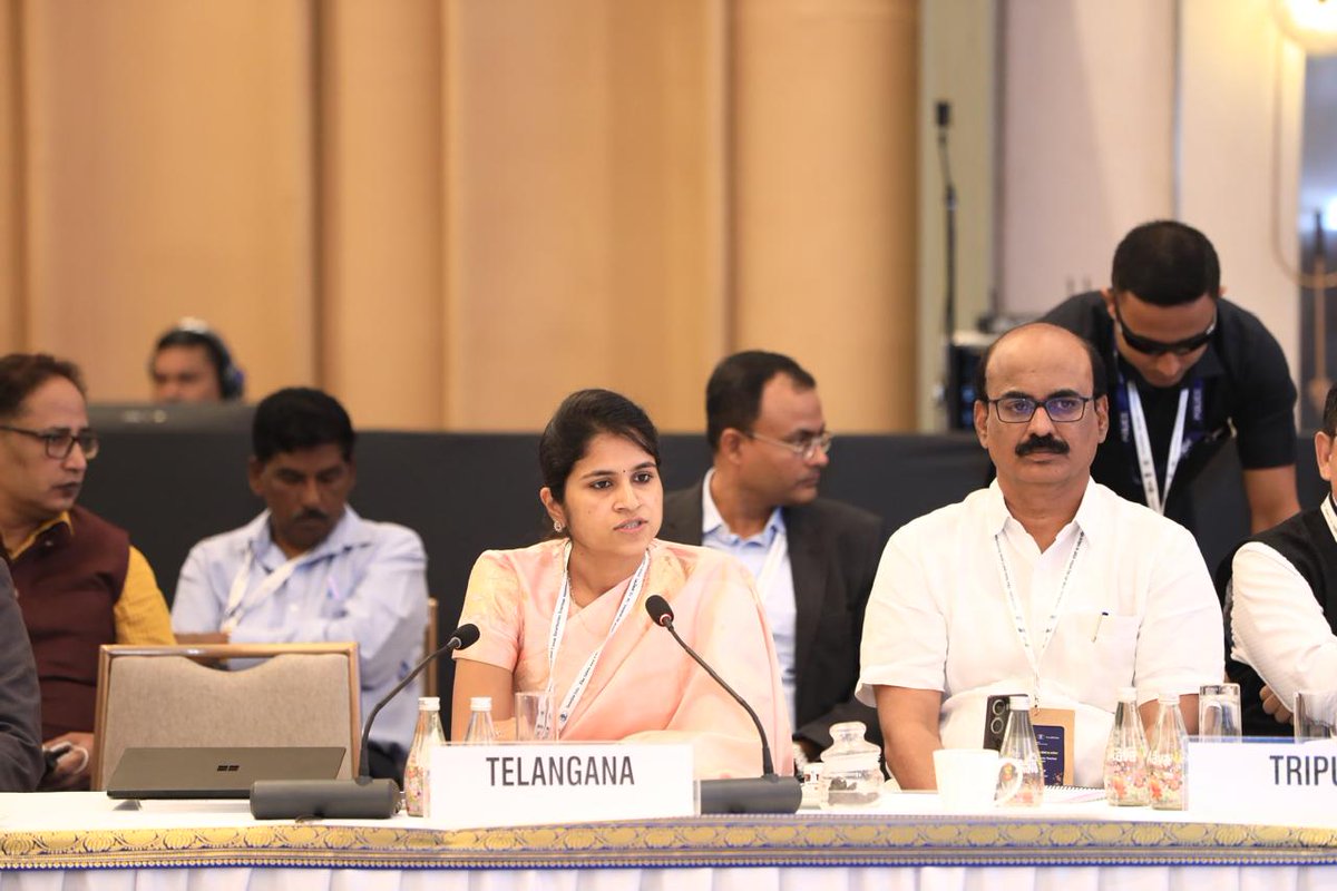 🇮🇳 State Tourism Ministers’ Meet on New Initiatives – Udaipur, Rajasthan

The Ministry of Tourism held a two-day meet (14–15 Oct 2025) to advance the vision of “One State: One Global Destination”, with each State/UT presenting a key destination aligned with budgetary initiatives.