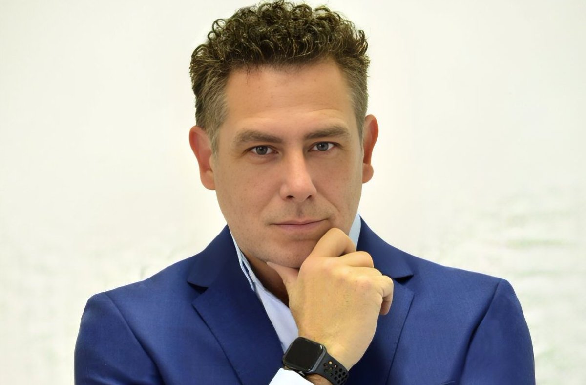 El antagonismo ya no es un error, es la estrategia. <a href="/marianof_ok/">Mariano Ferreira</a>  analiza en #ColumnaSufragio cómo líderes contemporáneos, como Javier Milei en Argentina, convierten la confrontación en su principal herramienta de poder.
sufragio.org/2025/10/el-pod…