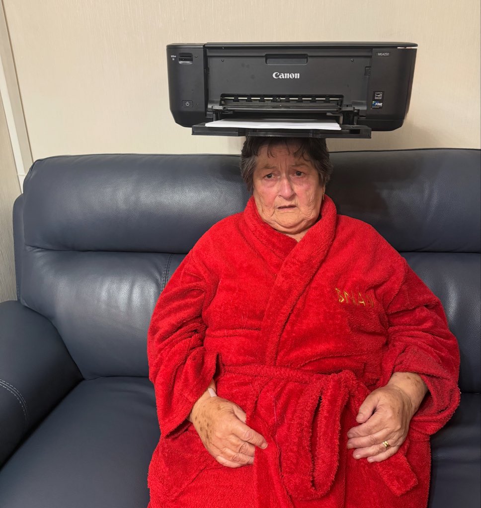 Things on my nan tweet media