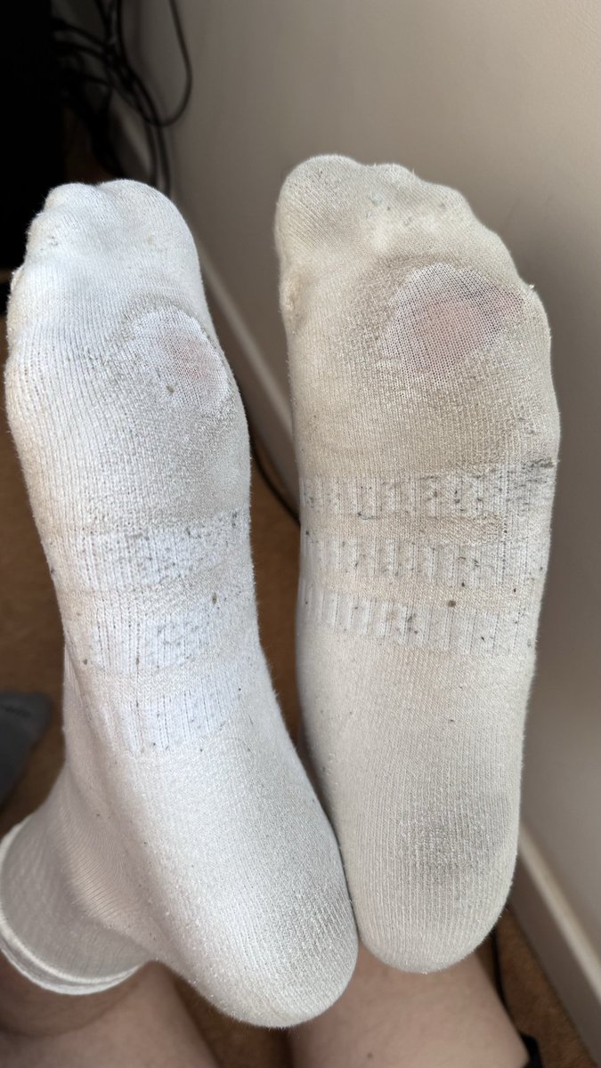 Size15DomNE's tweet image. Been wearing these socks for one day at work and look at how dirty they are already 

#gaysocks #socks