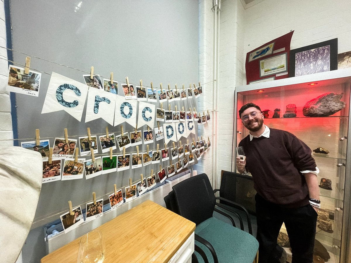 Last week I successfully defended my PhD and became doctor of the crocs! 🐊