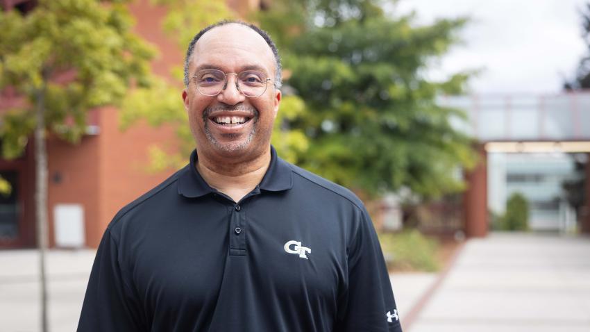 gtcomputing's tweet image. Since 2017, Mark Moss has been a steadfast force in motivating and molding students in the college to excel as computer science experts. Before that, he was a CS instructor at the U.S. Military Academy at West Point.
Read about Moss's pro journey: cc.gatech.edu/news/west-poin…