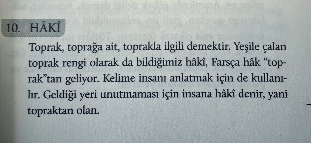 etimoloji's tweet photo. Bazı kelimeler muhteşem. Mesela hâkî sadece bir renk değil. https://t.co/I3ZsTWnQ0k