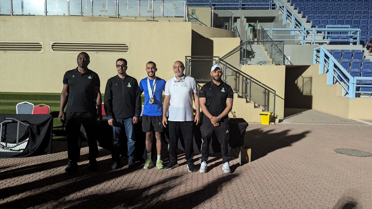 SC_FOE_KAU's tweet image. 🏆🏃🏻♂️| حققت كلية الهندسة للعام الثالث على التوالي في بطولة الجامعة لألعاب القوى المركز الثالث في الترتيب والمجموع العام على كليات الجامعة👏🏻👏🏻
فيما حصد طلابنا فرديا على الميداليات:
صالح الميني🥇🥇
عمار ياسين🥇🥈
مشعل القحطاني🥇🥈
وساهم طلابنا المشاركين في حصد النقاط للكلية🏅