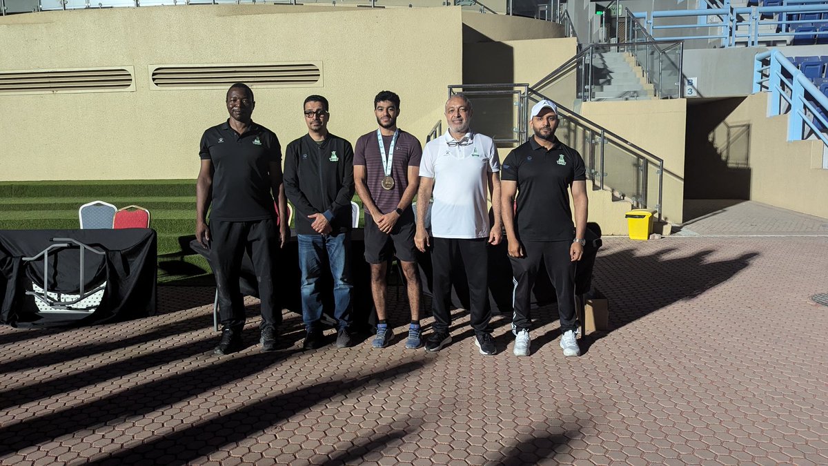 SC_FOE_KAU's tweet image. 🏆🏃🏻♂️| حققت كلية الهندسة للعام الثالث على التوالي في بطولة الجامعة لألعاب القوى المركز الثالث في الترتيب والمجموع العام على كليات الجامعة👏🏻👏🏻
فيما حصد طلابنا فرديا على الميداليات:
صالح الميني🥇🥇
عمار ياسين🥇🥈
مشعل القحطاني🥇🥈
وساهم طلابنا المشاركين في حصد النقاط للكلية🏅