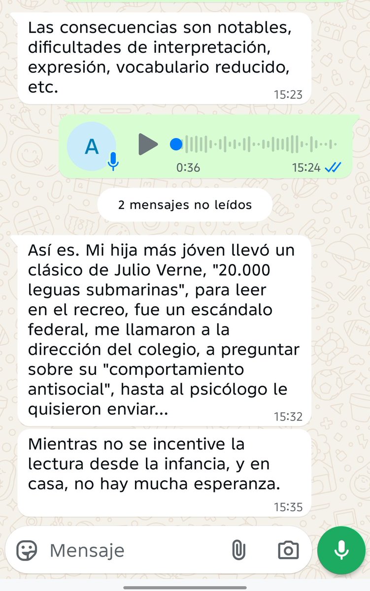 Bibliomaniatico's tweet image. Una niña llevó a su escuela el libro "Veinte mil leguas de viaje submarino".
Los padres fueron llamados a la dirección de la escuela, cuestionaron el comportamiento "antisocial" de la niña y hasta recomendaron psicólogo...
Esta es la manera de fomentar la lectura en mi país.
🇵🇾