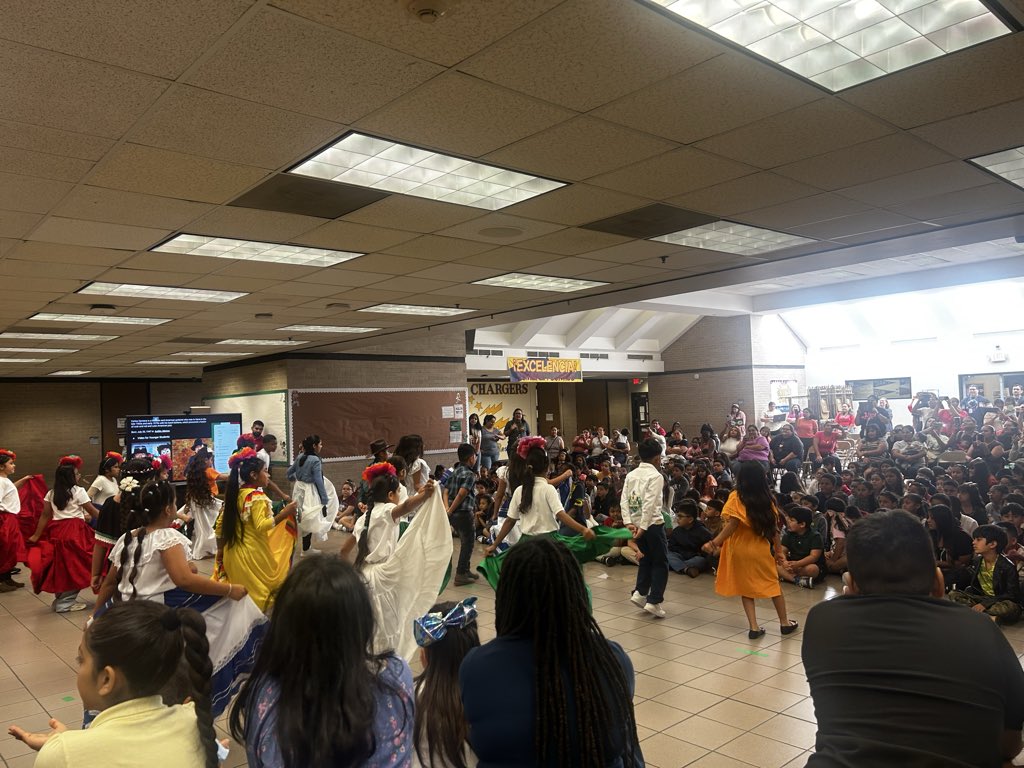 Chambers Hispanic Heritage Program!@ChambersCharger <a href="/zysolis/">Zansia Solis</a>