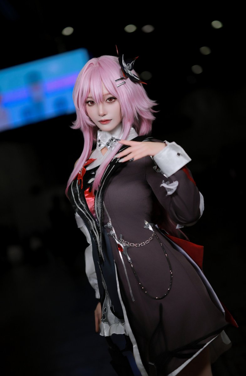 #HonkaiStarRail  #Evernight
P. <a href="/zevgraphy/">ZEVgraphy</a>