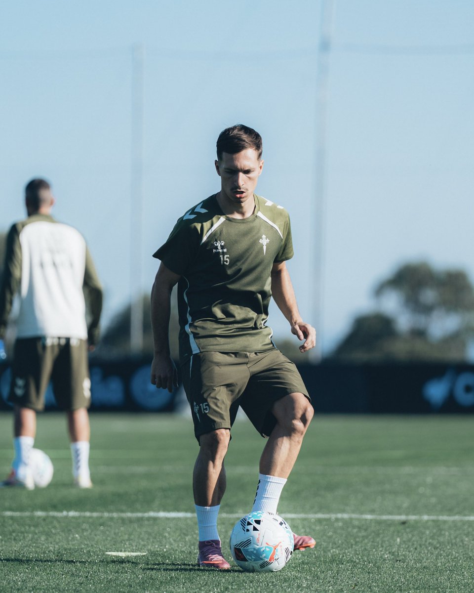 Ganas de domingo ⚽️
Ganas de <a href="/RCCelta/">Celta</a> 🩵