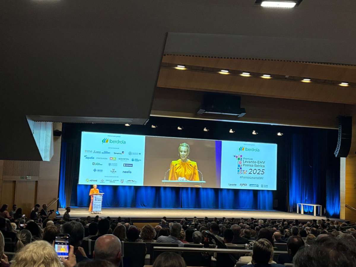 Los ganadores de los #PremiosLevante2025 son <a href="/RoigArena/">Roig Arena</a>, Stadler, <a href="/firallibrevlc/">Fira del Llibre de València</a>, Luis Martí Bonmatí de <a href="/HospitalLaFe/">HospitalLaFe</a>, <a href="/Consum/">Consum</a>, <a href="/RicardoTen_/">Ricardo Ten</a>, <a href="/Casaldelapau1/">Casal de la Pau</a>, <a href="/Heineken_ES/">Heineken España</a>, Enrique y M. Ángeles Fayos, <a href="/Peperubert/">Jose Maria Rubert</a> y <a href="/esmar_de/">ESMAR · Escuela Superior de Música</a> #Excelencia2025 <a href="/levante_emv/">Levante-EMV</a> ¡¡Enhorabuena a tod@s!!