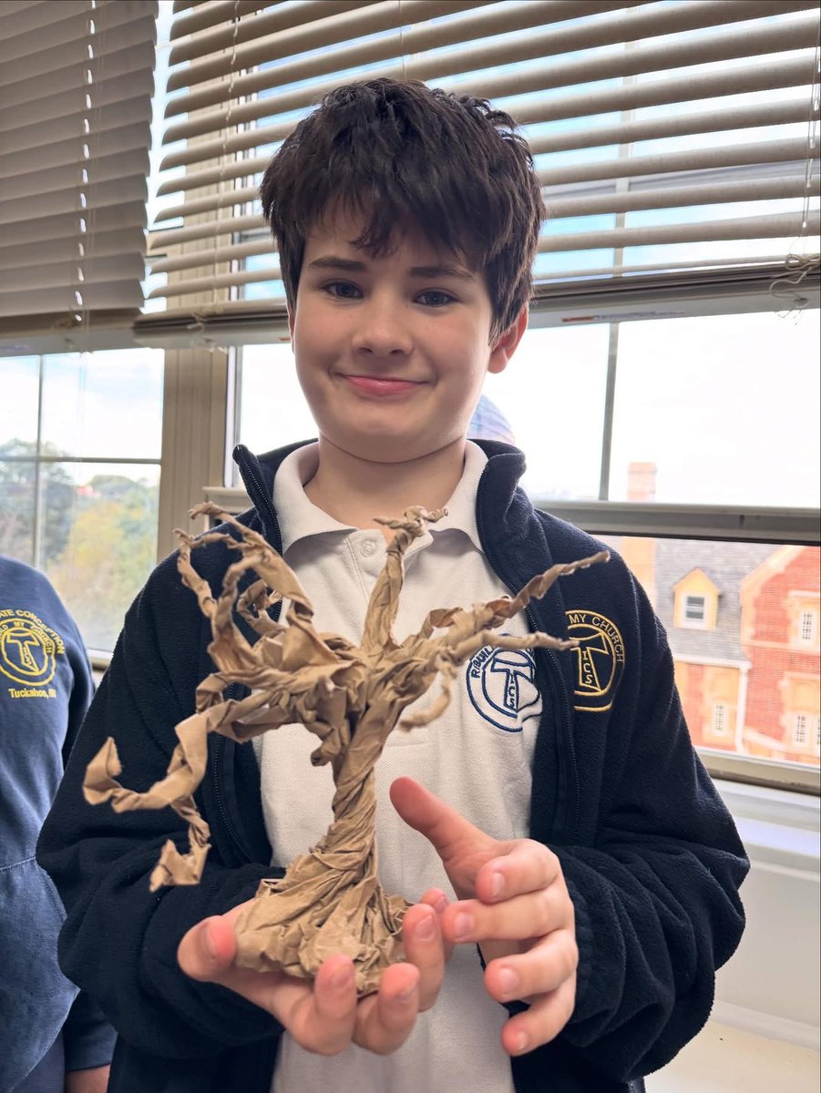icschool_online's tweet image. 🎃👻 Things are getting spook-tacular in art class! ICS 5th grade crafted spooky paper trees—complete with twists, curls, and plenty of Halloween spirit! 🌳 #ARTed #IncredibleCatholicStudents