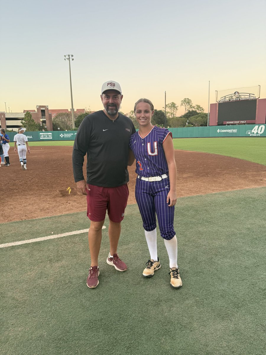 Always love being back <a href="/FSU_Softball/">Florida State Softball 🥎</a>! 3rd time on campus and another great camp with <a href="/Coach_Alameda/">Lonni Alameda</a>, <a href="/FSU_CoachWilson/">Travis Wilson</a>, and <a href="/TCam_FSUSB/">Troy Cameron</a>. Loved all the outfield and hitting work - perfect end to fall break!