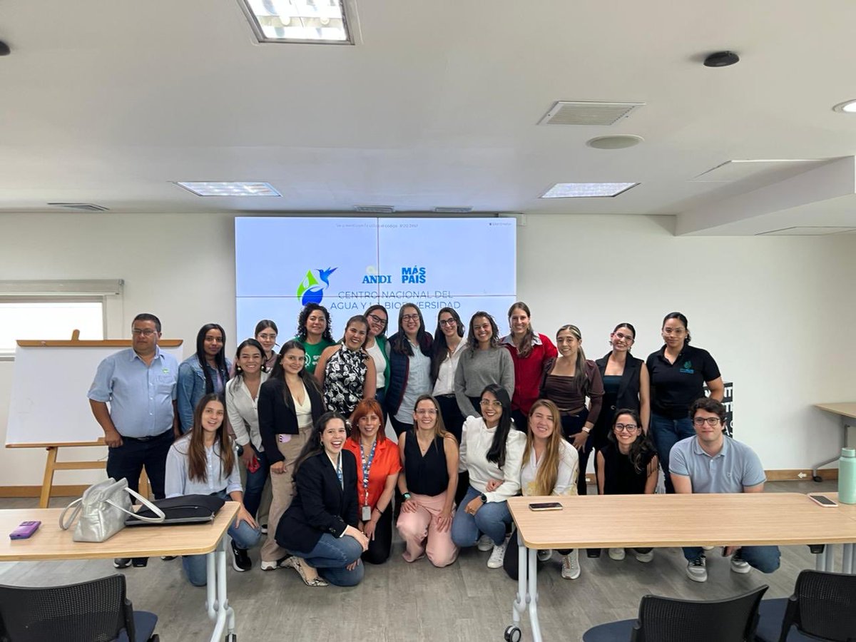 CNAB_ANDI (@cnab_andi) on Twitter photo 🌿⚒️Finalizamos con éxito este encuentro por la Gestión Empresarial de la Biodiversidad de la mano de <a href="/ANDI_Antioquia/">ANDI Seccional Antioquia</a>, un espacio para fortalecer el compromiso empresarial a través de la hoja de ruta “Biodiversidad y Empresa de la ANDI”. 🌿⚒️Finalizamos con éxito este encuentro por la Gestión Empresarial de la Biodiversidad de la mano de <a href="/ANDI_Antioquia/">ANDI Seccional Antioquia</a>, un espacio para fortalecer el compromiso empresarial a través de la hoja de ruta “Biodiversidad y Empresa de la ANDI”.