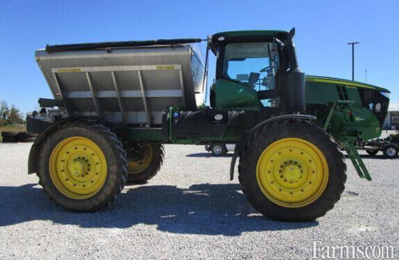 FarmsNews's tweet image. 2021 John Deere R4045 ⏬

Guidance ready, Firestone row crop tires, Goodyear float tires, AutoTrac vision camera kit, RowSense, Starfire 6000 receiver, and more.

usfarmer.com/chemical-and-f…

#Sprayer